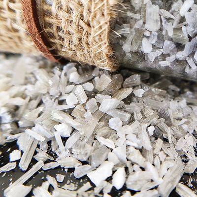 Buen precio Mullita fundida para fundición resistente al desgaste 0-1mm / 1-3mm Arena abrasiva de mullita fundida blanca en línea