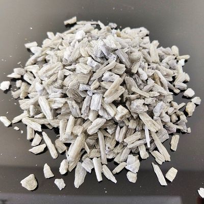 Goede prijs Oppervlakte-ontbramen Gesmolten Mullietkorrels Gesmolten Mullietzand 70-79% Al2O3 online